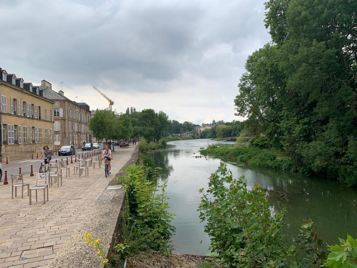 Charleville-Mezieres: Belle Vue Place Ducale Экстерьер фото