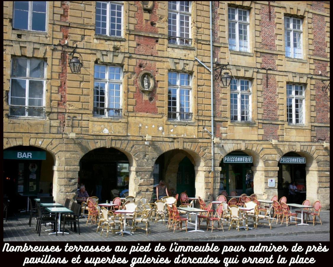 Charleville-Mezieres: Belle Vue Place Ducale Экстерьер фото